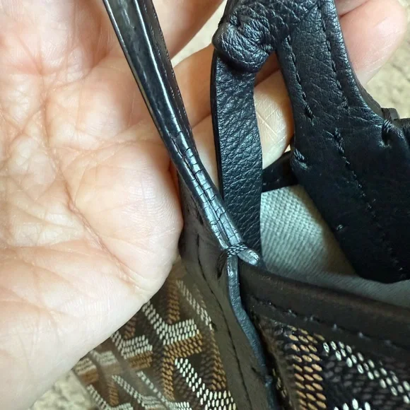 Goyard Tote - Picture 14 of 14